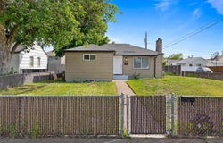 2304 E Rockwell Ave, Spokane, WA 99207