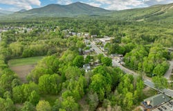 2384 White Mountain Highway, Conway, NH 03860