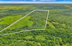 Fm 444, Inez, TX 77968
