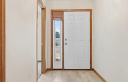614 Golden Gate Lane, Winsted, MN 55395