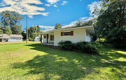 207 N Bennett Street, Crystal Springs, MS 39059