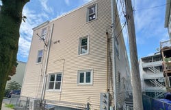 212 W 6th St, Boston, MA 02127