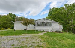 7312 Bowie Road, Cambridge, OH 43725
