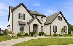 1541 Lincoln Hill Way, Louisville, KY 40245