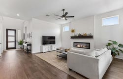 471 Diamondleaf Dr, Buda, TX 78610