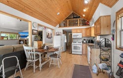 7900 Hyatt Prairie Road, Ashland, OR 97520