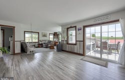212 CEDAR Drive, LEOLA, PA 17540