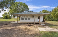 64300 E 260 Road, Grove, OK 74344