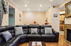 14239 Sherman Way, Van Nuys, CA 91405