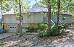 321 Hummingbird Lane, Eureka Springs, AR 72632