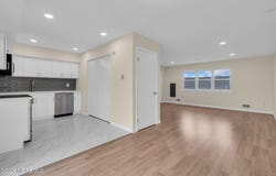 10 Maine Court, Matawan, NJ 07747
