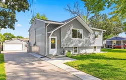 205 GREENHAVEN Road, COUNCIL BLUFFS, IA 51503