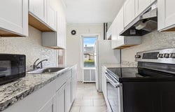 27 Cook St, Fall River, MA 02724