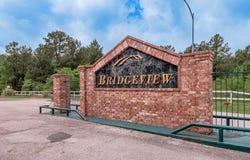 215 Bridgeview Dr., Onalaska, TX 77360