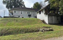 504 Walnut Avenue, Cambridge, OH 43725