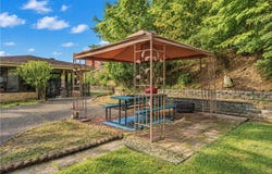 119 Green Vista Dr, Ohio Twp, PA 15237