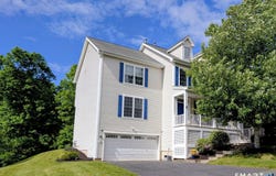 7 Traditions Boulevard, Southbury, CT 06488