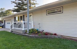 413 NW 8Th Avenue, Independence, IA 50644