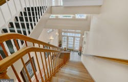 1010 CREST Way, YORK, PA 17403