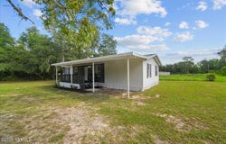 214 PHOENIX Street, Satsuma, FL 32189