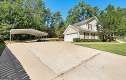 65 Lauren Overlook, Newnan, GA 30263