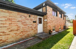 2196 Spruce Avenue, Des Plaines, IL 60018