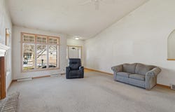 4724 N FALLVIEW Lane, APPLETON, WI 54913
