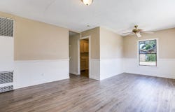 132 E 11th Street, San Angelo, TX 76903