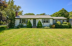 61 Laurel Road, Centerville, MA 02632