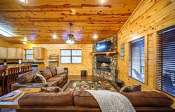 184 Mangrove Road, Broken Bow, OK 74728