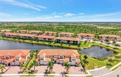 10212 STAGGERBUSH Drive, VENICE, FL 34293