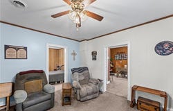 435 S 4th Street, Iola, KS 66749