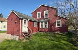 174 Columbus Street, Bedford, OH 44146