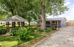 7583 E Riverside Drive, Madison, IN 47250