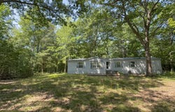 32 Faiths Way, Fairfield, ME 04937