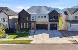 7641 S BRINKERHOFF Dr, West Jordan, UT 84084