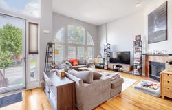 1127 E Prairie Avenue, Des Plaines, IL 60016