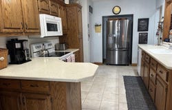 204 Marshall, Vincent, IA 50594