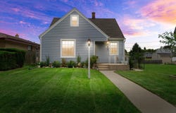 3668 S 34th St, Greenfield, WI 53221