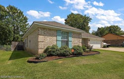 836 Cherry Ridge Drive, Clinton, MS 39056