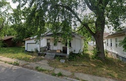 654 N Avenue B, Canton, IL 61520