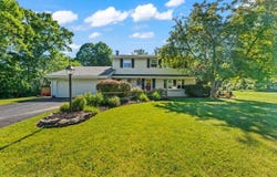 632 Highland Dr, Colgate, WI 53017