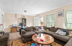217 PITT St, Gardiner, OR 97441