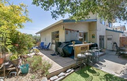 5489 Soquel DR, SOQUEL, CA 95073