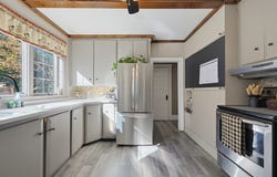 4 Cherry St, Greenfield, MA 01301