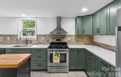 141 Silversteen Drive, Brevard, NC 28712
