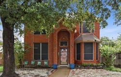 6517 White Oak Drive, Rowlett, TX 75089