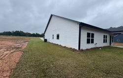 2057 N Hicks Road, Toccoa, GA 30577