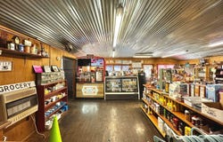 3177 St Highway T, Oldfield, MO 65720