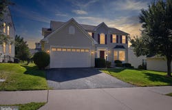 2468 TRIMARAN Way, WOODBRIDGE, VA 22191